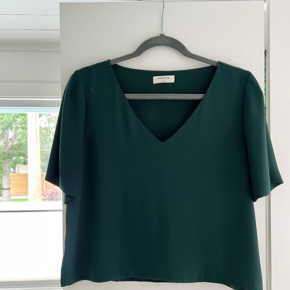 Babaton Tops - Aritzia Babaton Randy Blouse in Forest Green (L)